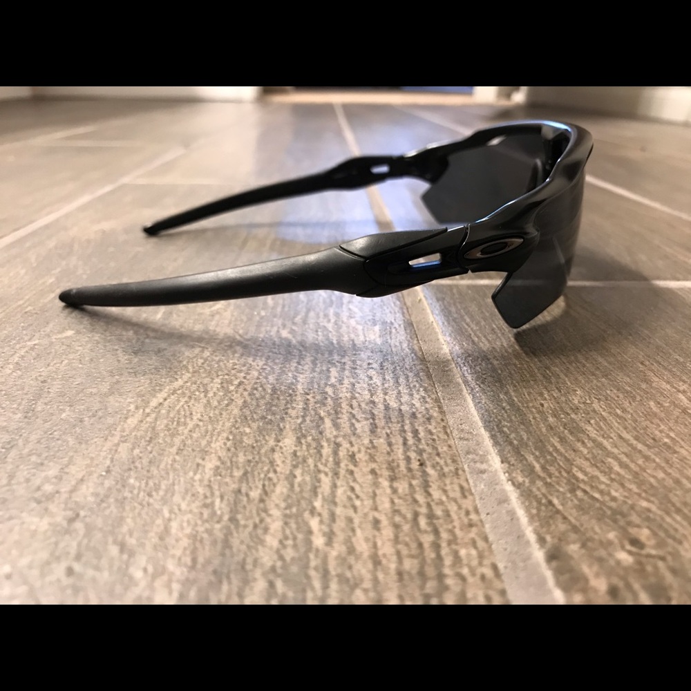 Oakley Radar EV Polarized Sunglasses